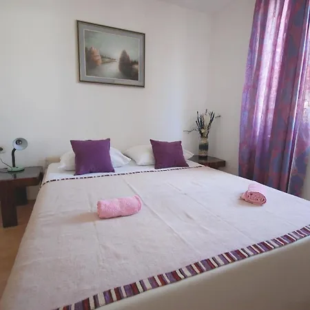 Fuer 4 Personen Ca 48 Qm In Njivice, Kvarner Bucht Krk Apartman *