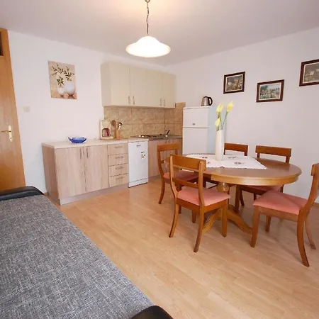 Fuer 4 Personen Ca 48 Qm In Njivice, Kvarner Bucht Krk * Njivice